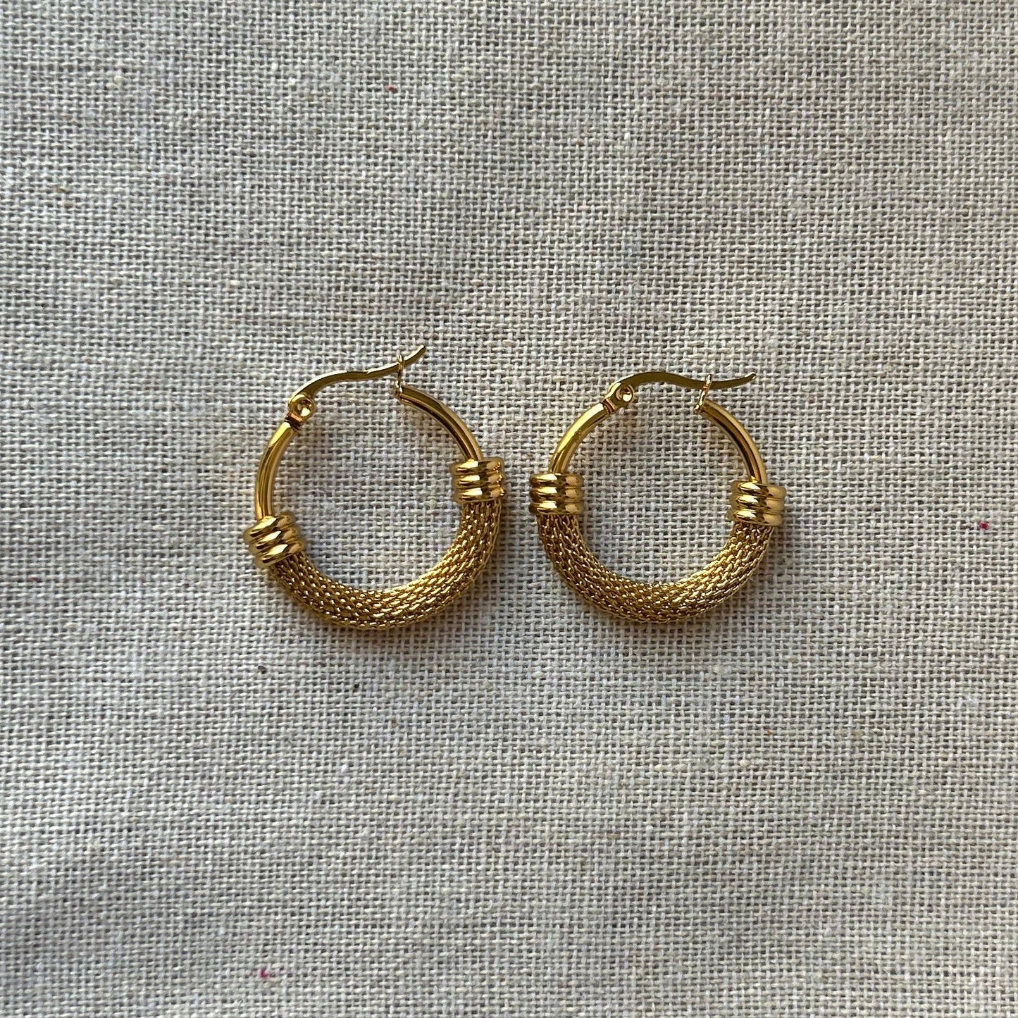 Vyria Core Hoops